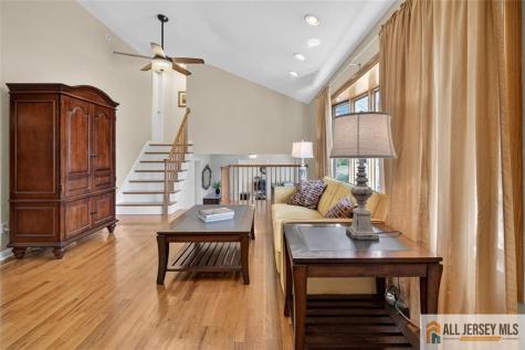 7 Griggs Road Cranbury NJ 08512