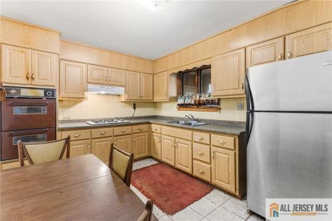 713 Lincoln Drive Perth Amboy NJ 08861