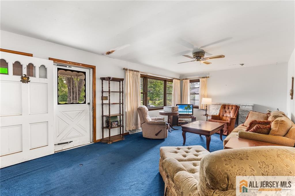 713 Lincoln Drive Perth Amboy NJ 08861