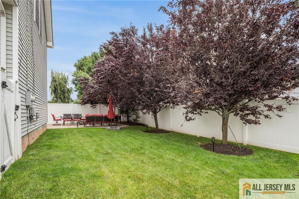 32 E Summit Avenue Sewaren NJ 07077