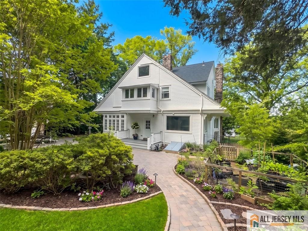 56 Oak Avenue Metuchen NJ 08840