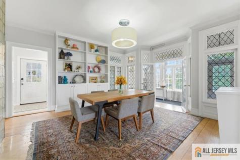 56 Oak Avenue Metuchen NJ 08840