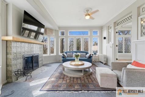 56 Oak Avenue Metuchen NJ 08840