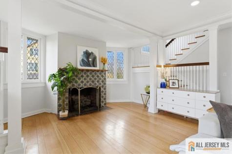 56 Oak Avenue Metuchen NJ 08840