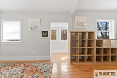 56 Oak Avenue Metuchen NJ 08840
