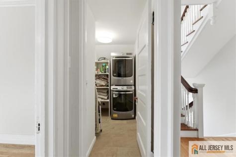 56 Oak Avenue Metuchen NJ 08840