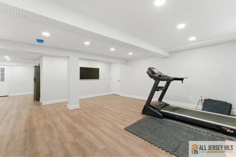 56 Oak Avenue Metuchen NJ 08840