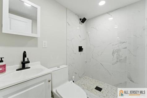 56 Oak Avenue Metuchen NJ 08840