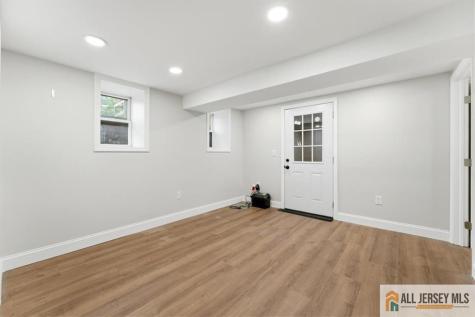 56 Oak Avenue Metuchen NJ 08840