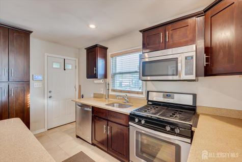 174 Runyon Avenue Franklin NJ 08873