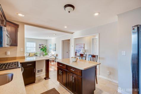 174 Runyon Avenue Franklin NJ 08873