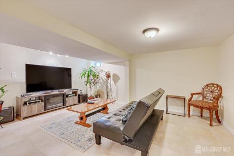 174 Runyon Avenue Franklin NJ 08873