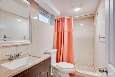 174 Runyon Avenue Franklin NJ 08873