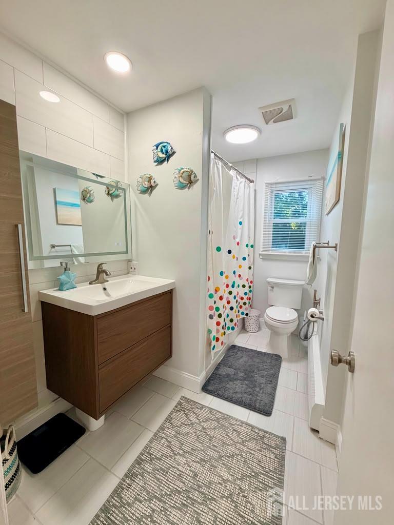 4 Dorset Way Edison NJ 08820