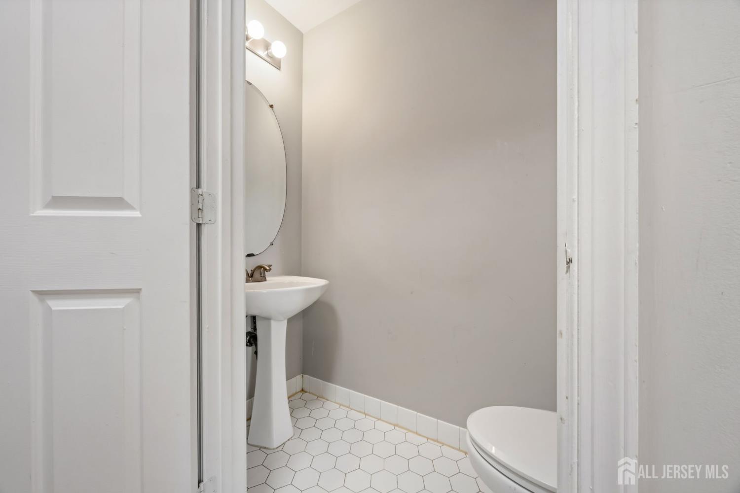 301 Pheasant Run South Brunswick NJ 08852