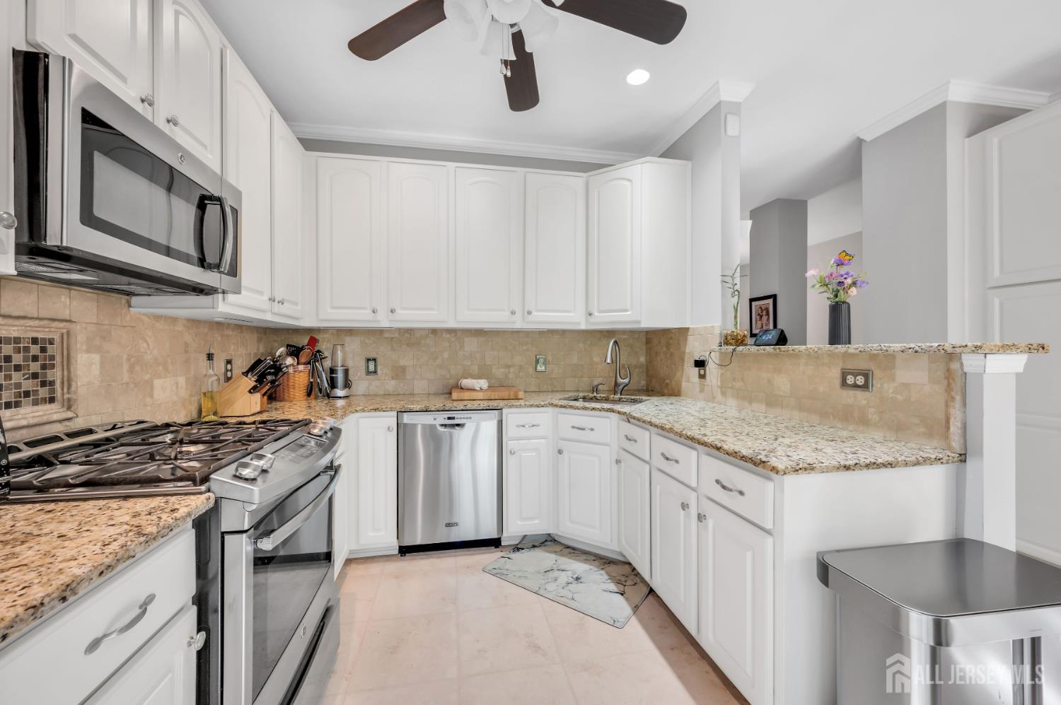 20 Windham Court Raritan NJ 08822
