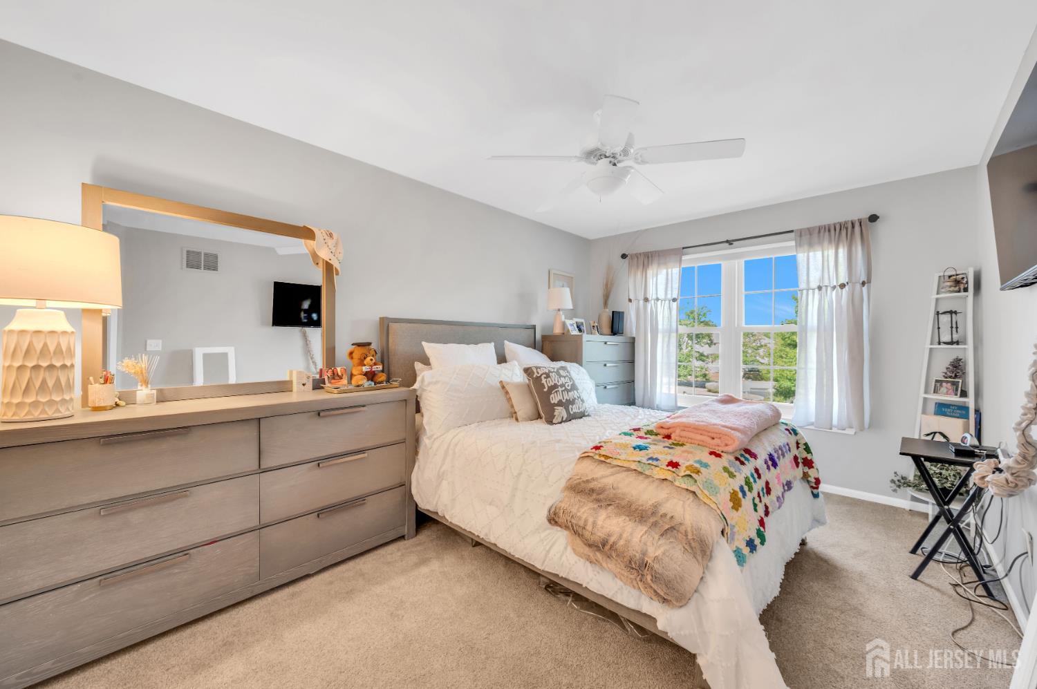 20 Windham Court Raritan NJ 08822