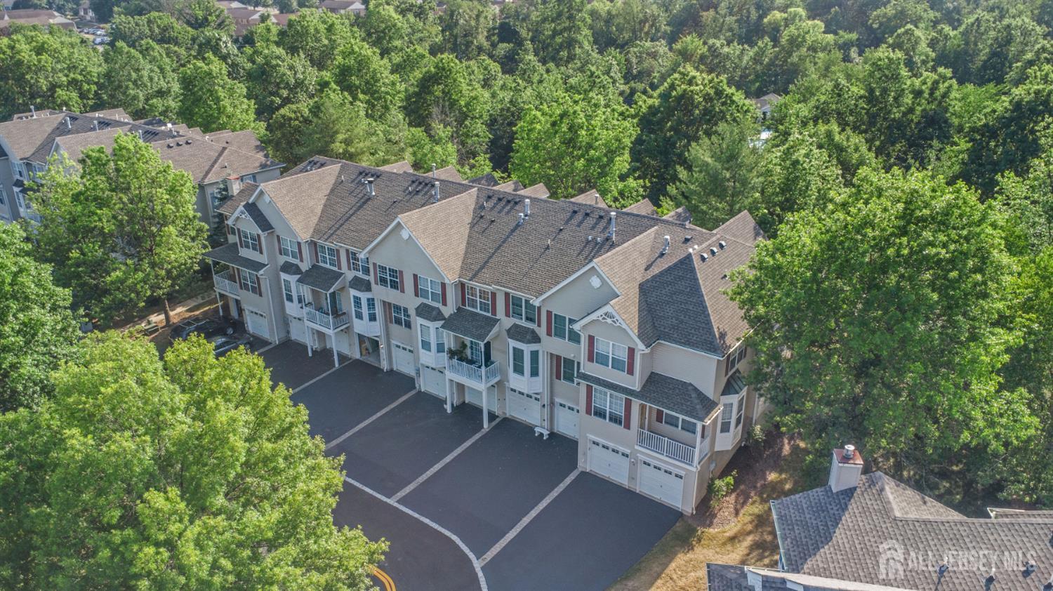 20 Windham Court Raritan NJ 08822