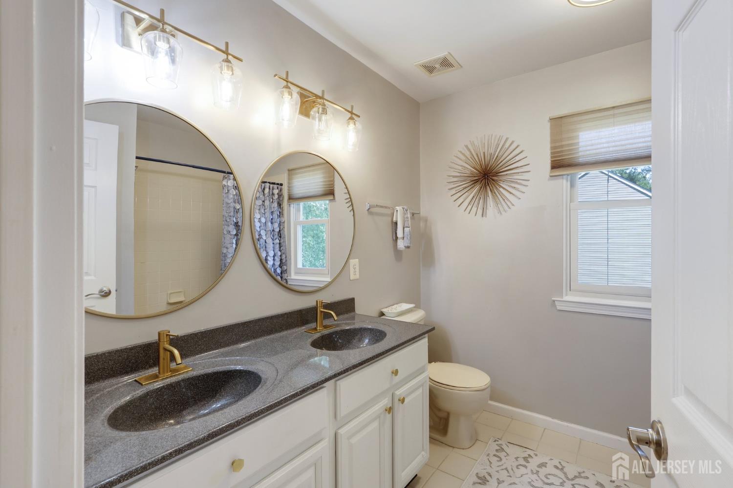14 Sycamore Court Monroe NJ 08831