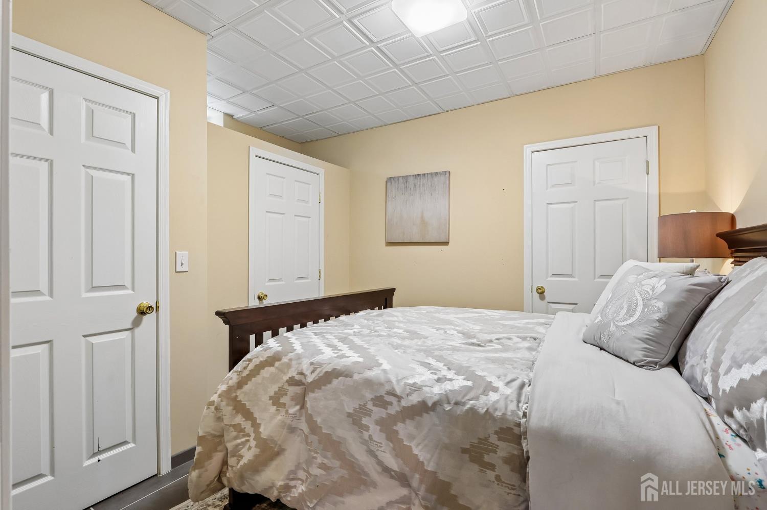 14 Sycamore Court Monroe NJ 08831