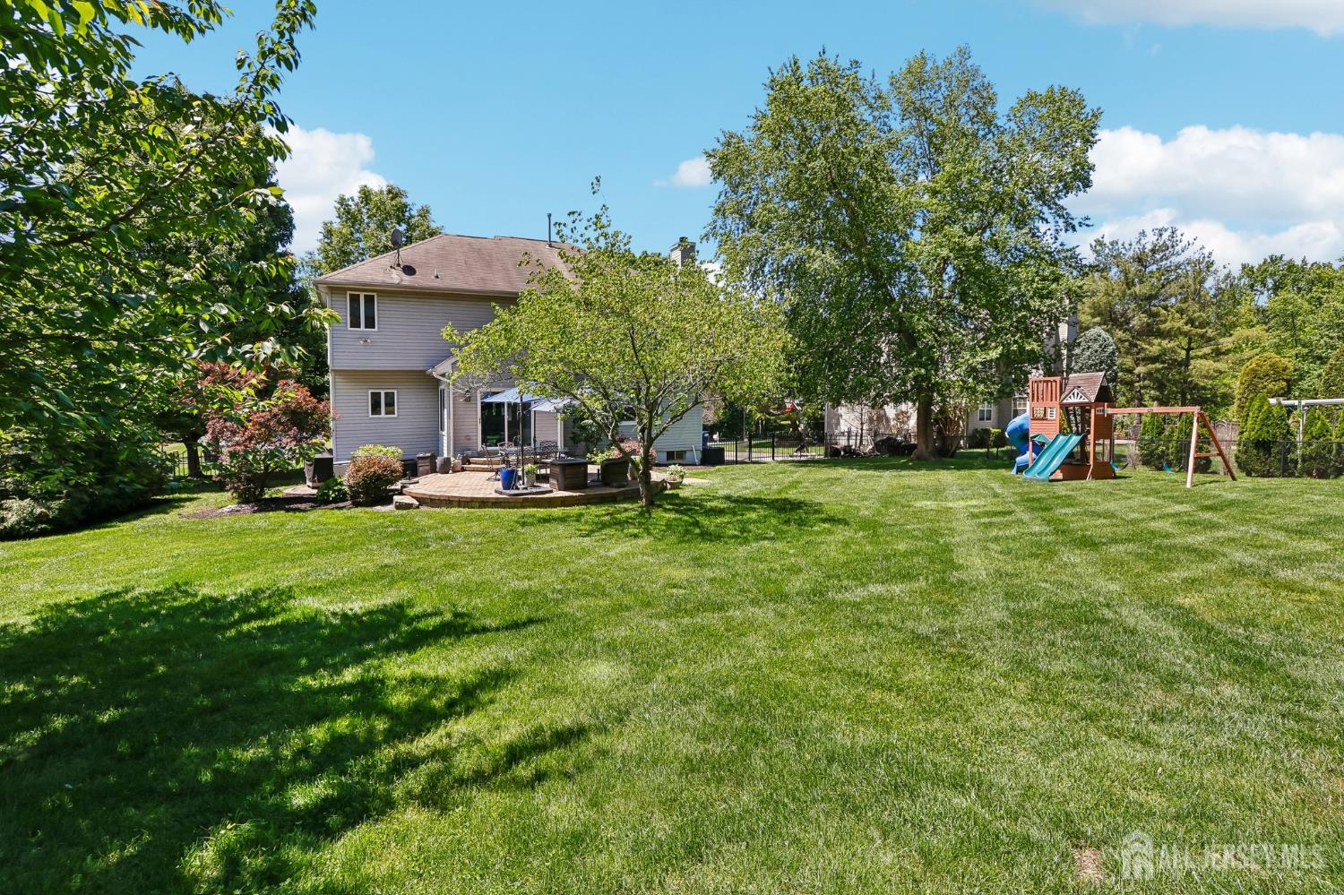 14 Sycamore Court Monroe NJ 08831