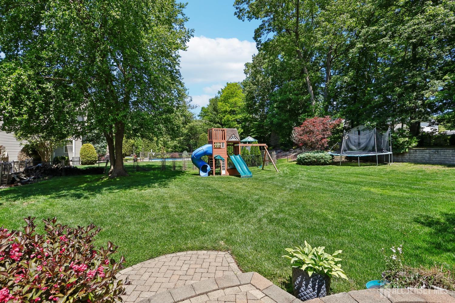 14 Sycamore Court Monroe NJ 08831