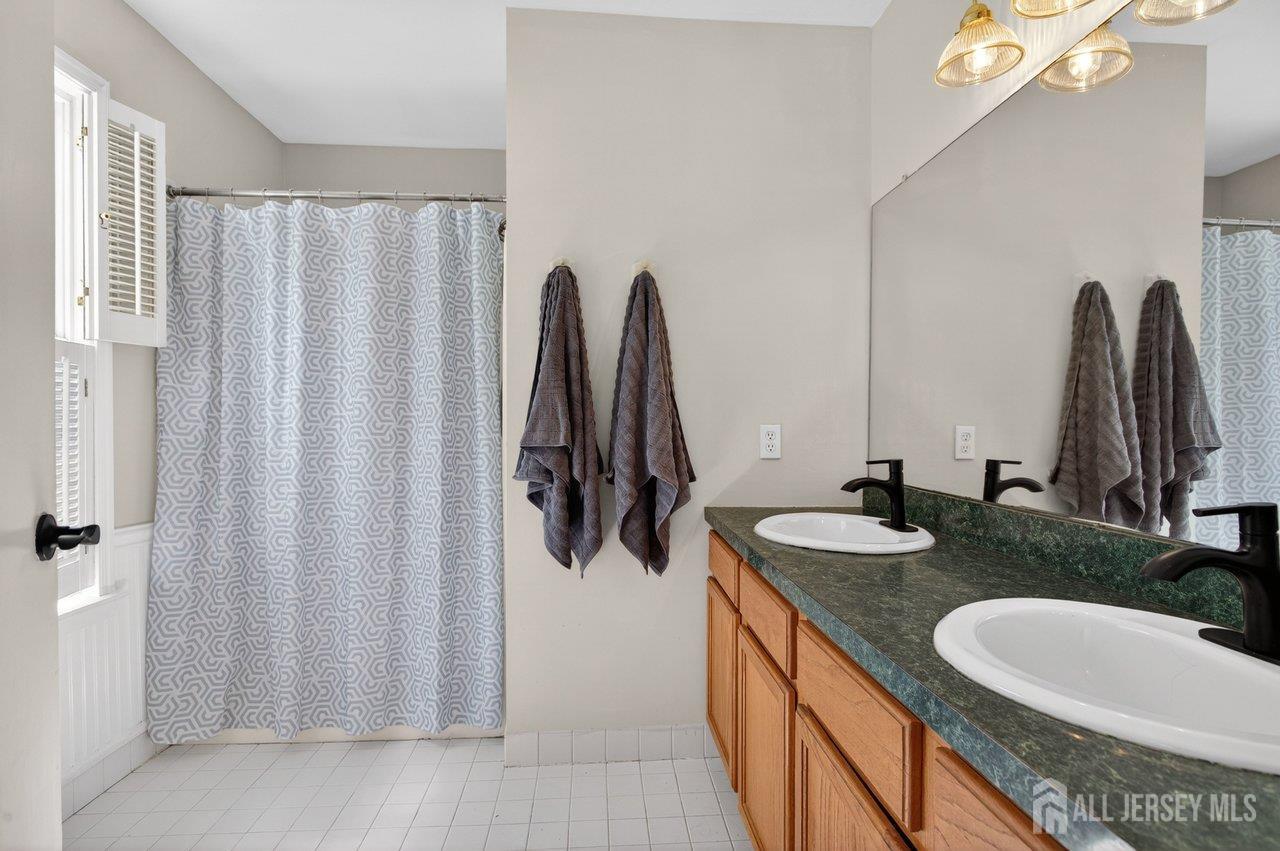 3 Emily Place Hamilton NJ 08690