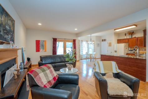 6 Barlow Court Plainsboro NJ 08536