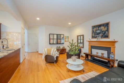 6 Barlow Court Plainsboro NJ 08536