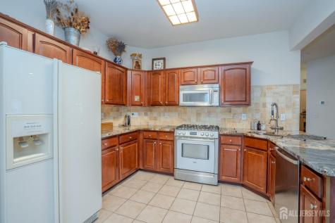6 Barlow Court Plainsboro NJ 08536