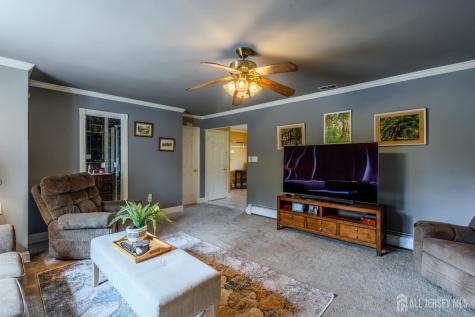10 Devonshire Road Sayreville NJ 08859