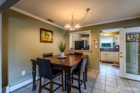 10 Devonshire Road Sayreville NJ 08859
