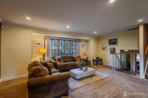 10 Devonshire Road Sayreville NJ 08859