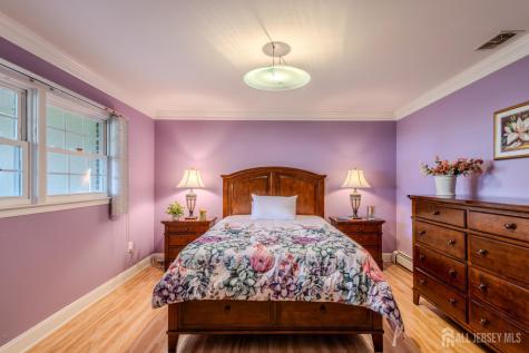 10 Devonshire Road Sayreville NJ 08859