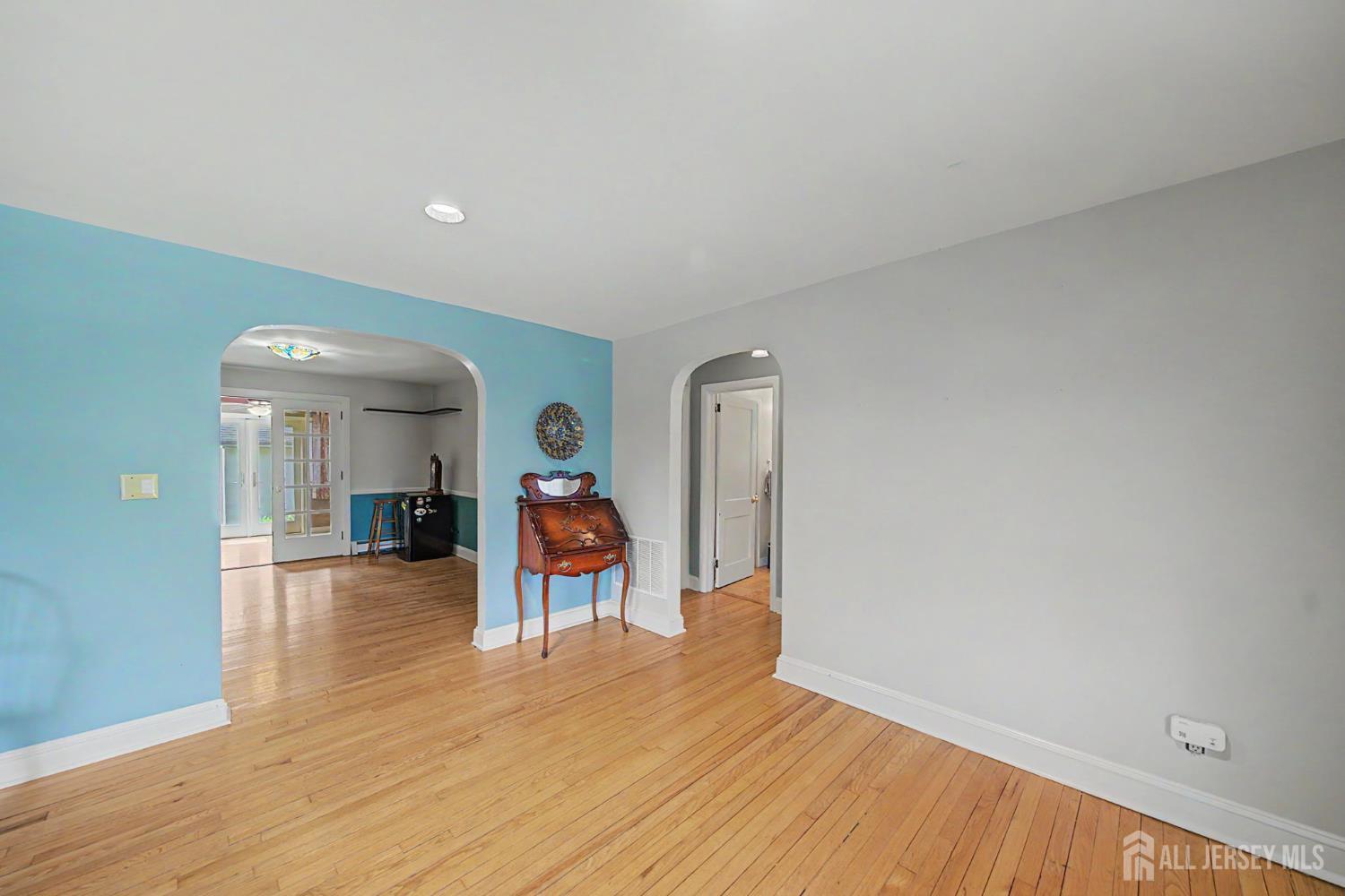409 Ridge Road South Brunswick NJ 08810