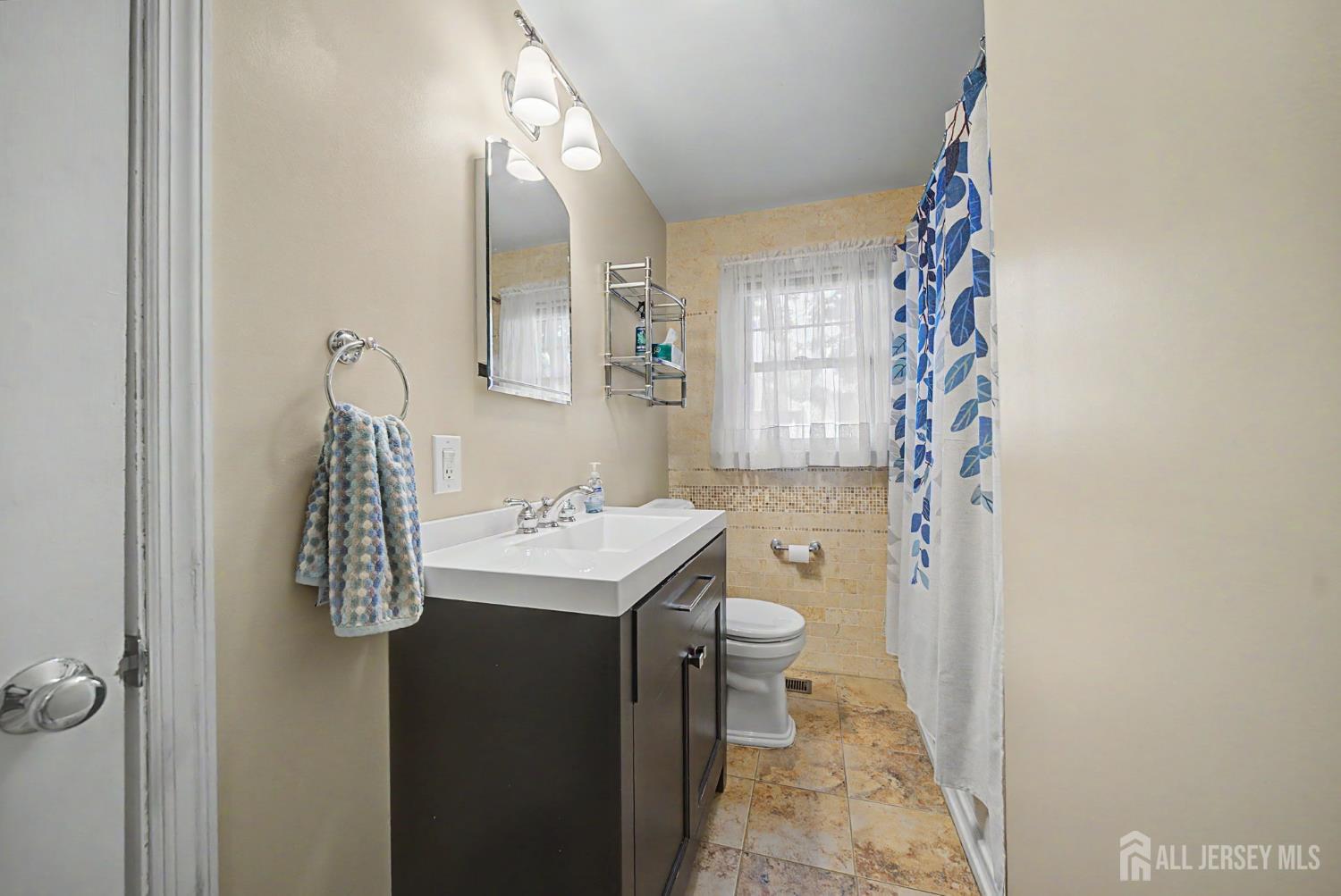 409 Ridge Road South Brunswick NJ 08810