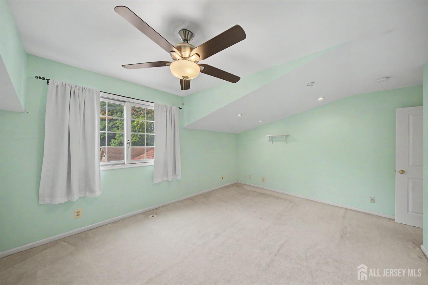 409 Ridge Road South Brunswick NJ 08810