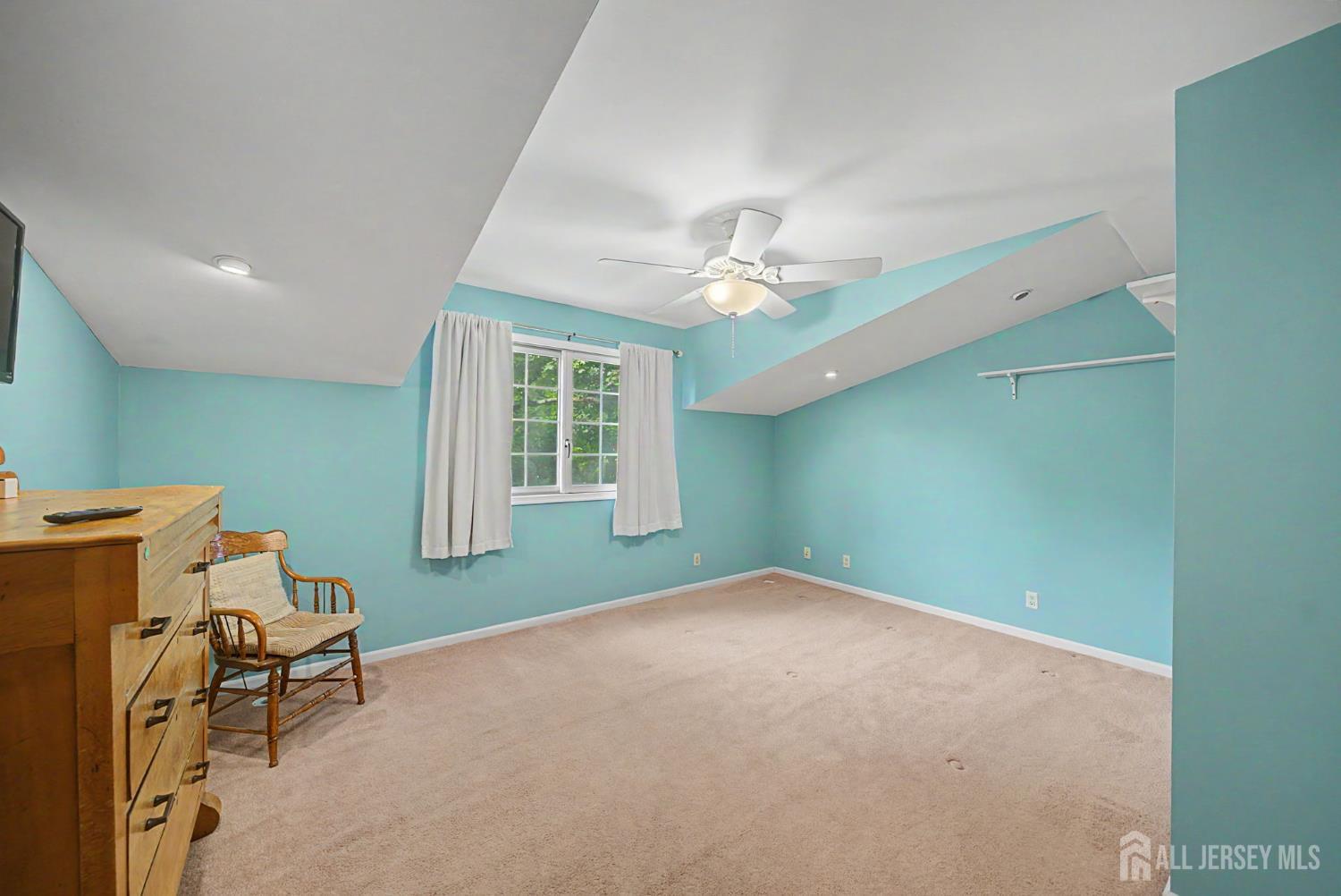 409 Ridge Road South Brunswick NJ 08810