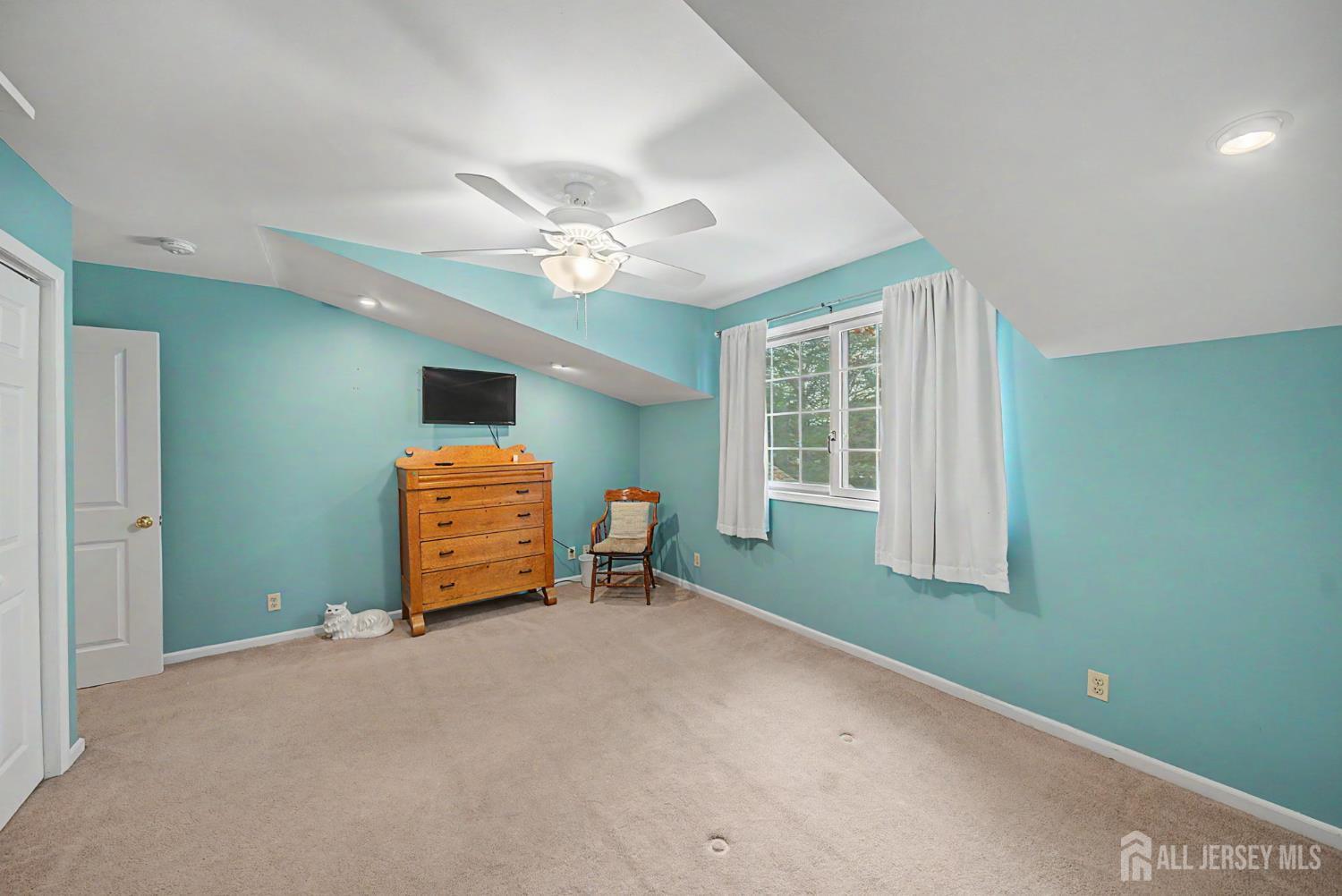 409 Ridge Road South Brunswick NJ 08810