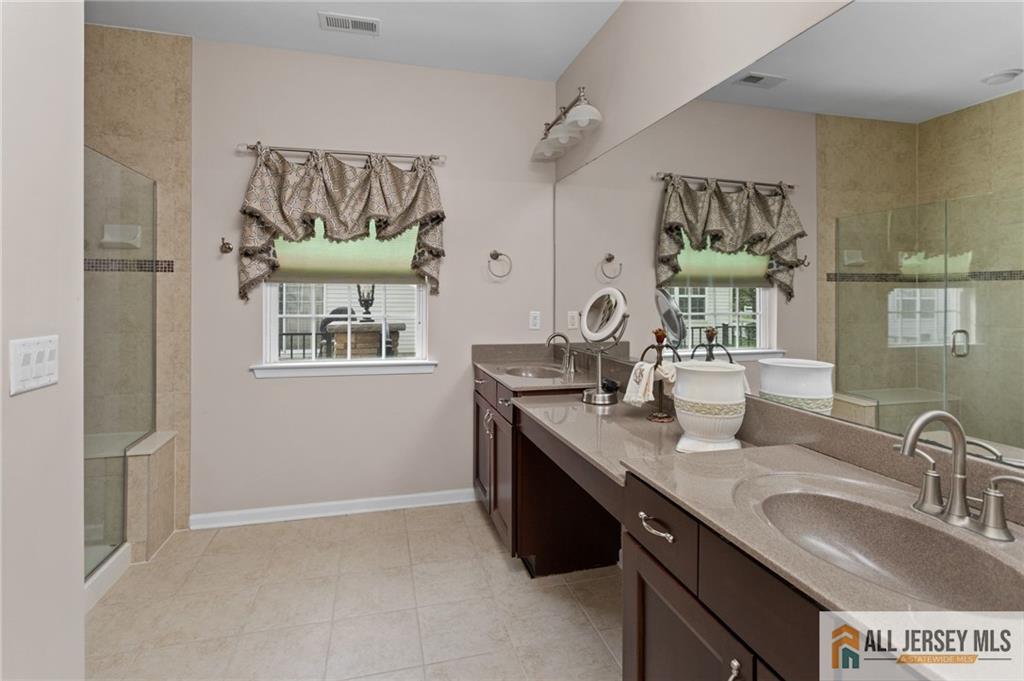 48 Merlot Court Monroe NJ 08831