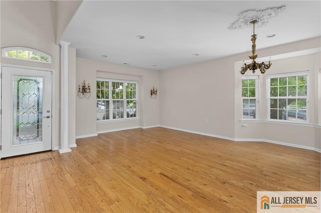 48 Merlot Court Monroe NJ 08831