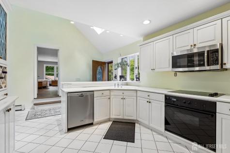 39 Davidson Mill Road North Brunswick NJ 08902