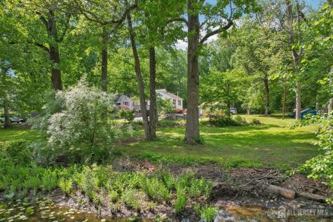 39 Davidson Mill Road North Brunswick NJ 08902