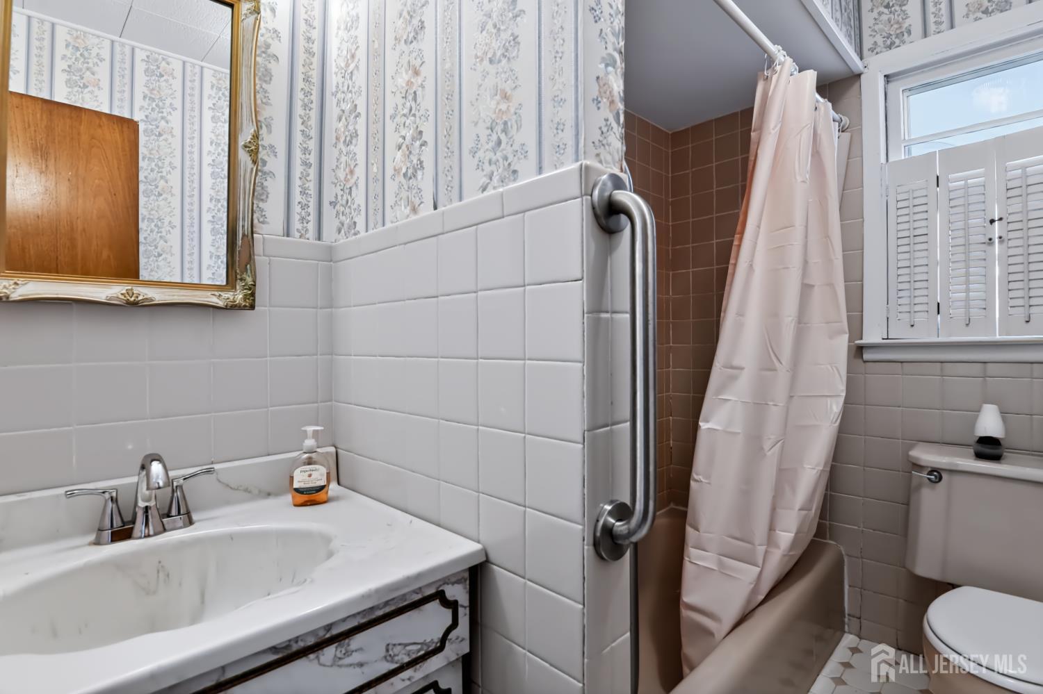 78 Darrow Street South River NJ 08882