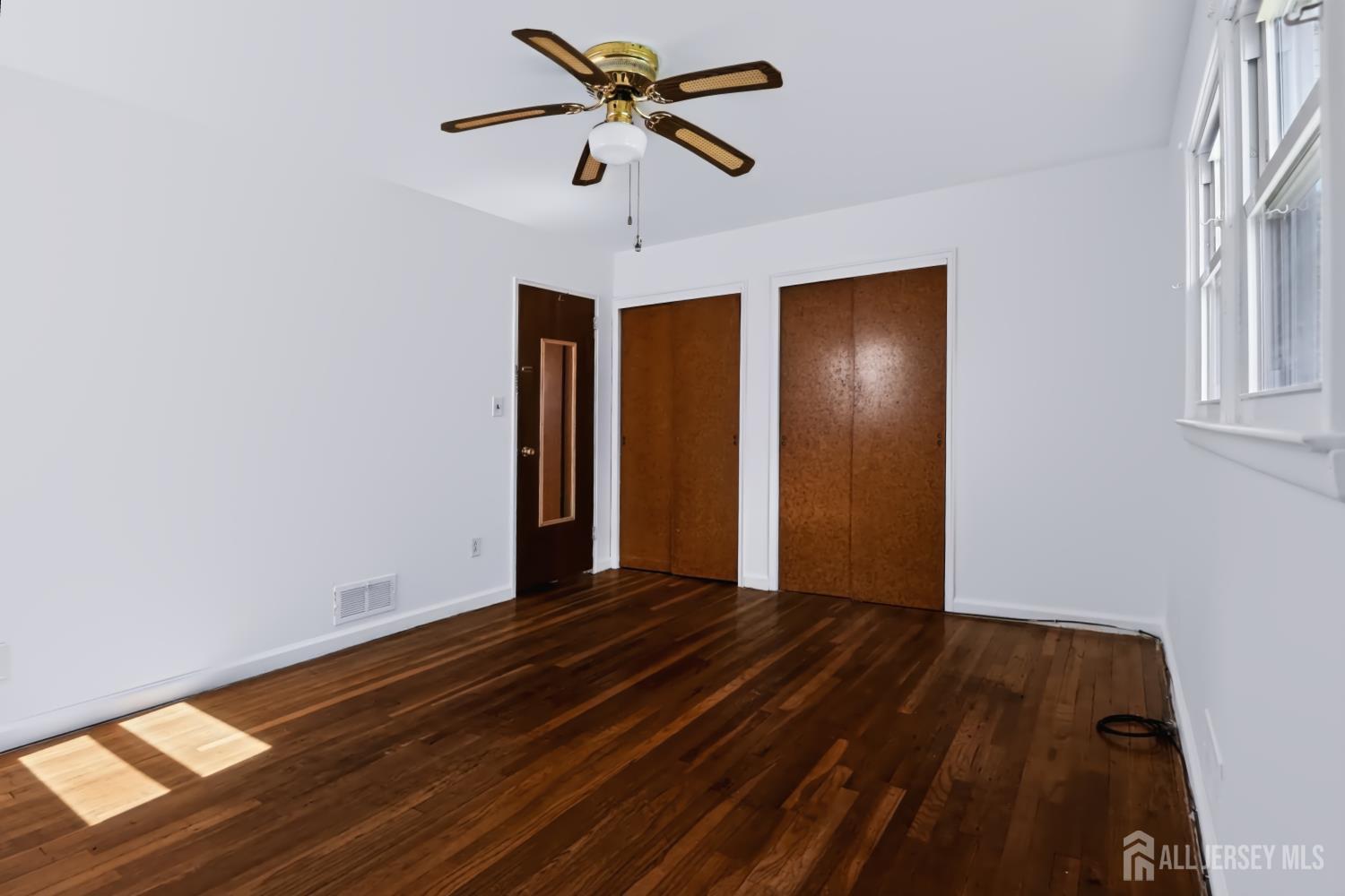 78 Darrow Street South River NJ 08882