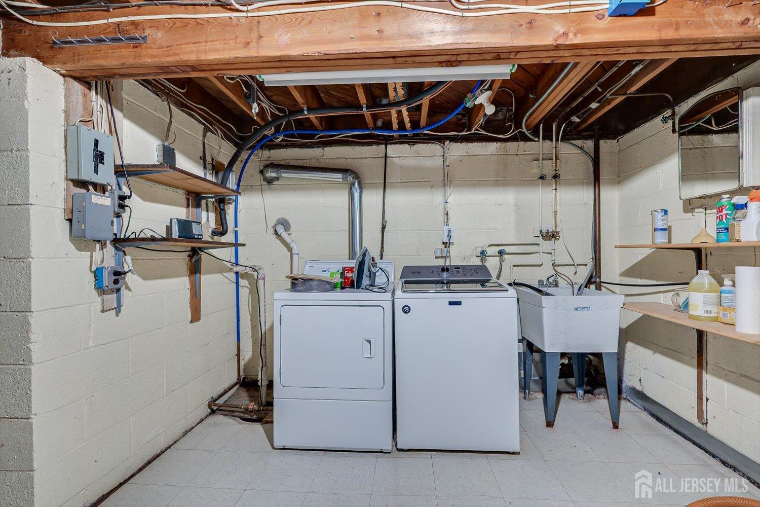 560 Wakefield Drive Metuchen NJ 08840