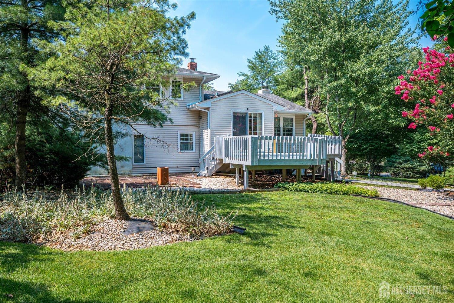 560 Wakefield Drive Metuchen NJ 08840