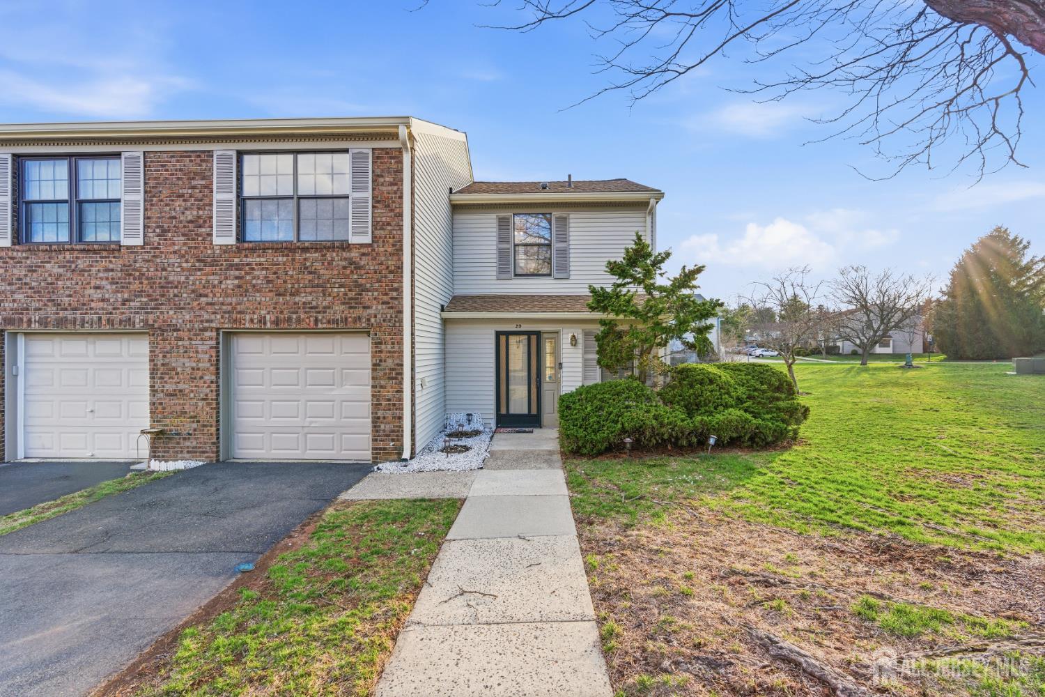 29 Exeter Court Franklin NJ 08873