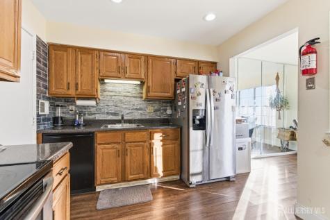 29 Exeter Court Franklin NJ 08873