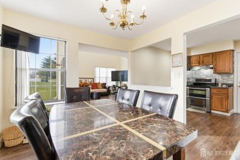 29 Exeter Court Franklin NJ 08873
